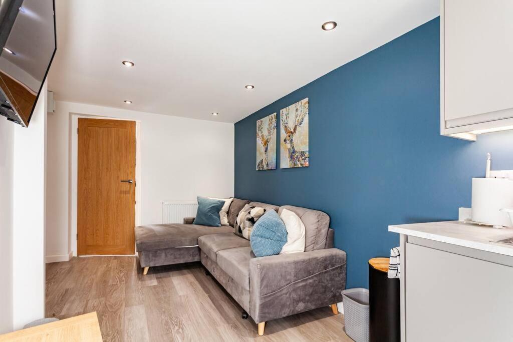 One Bedroom Apartment, Driveway, Bracknell Centre Eksteriør billede